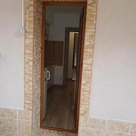 Apartament Confort 公寓 那沃达利